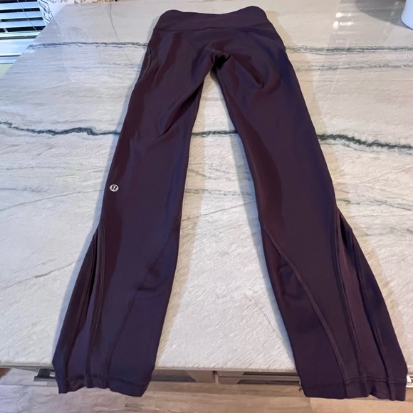 Lululemon Invigorate 7/8 Tight (25") - Picture 9 of 14